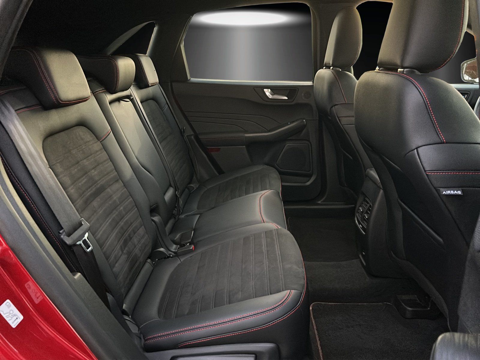 Fahrzeugabbildung Ford Kuga 2.5 ST-Line X Aut./LED/ACC/KAMERA/HUD/B&O/