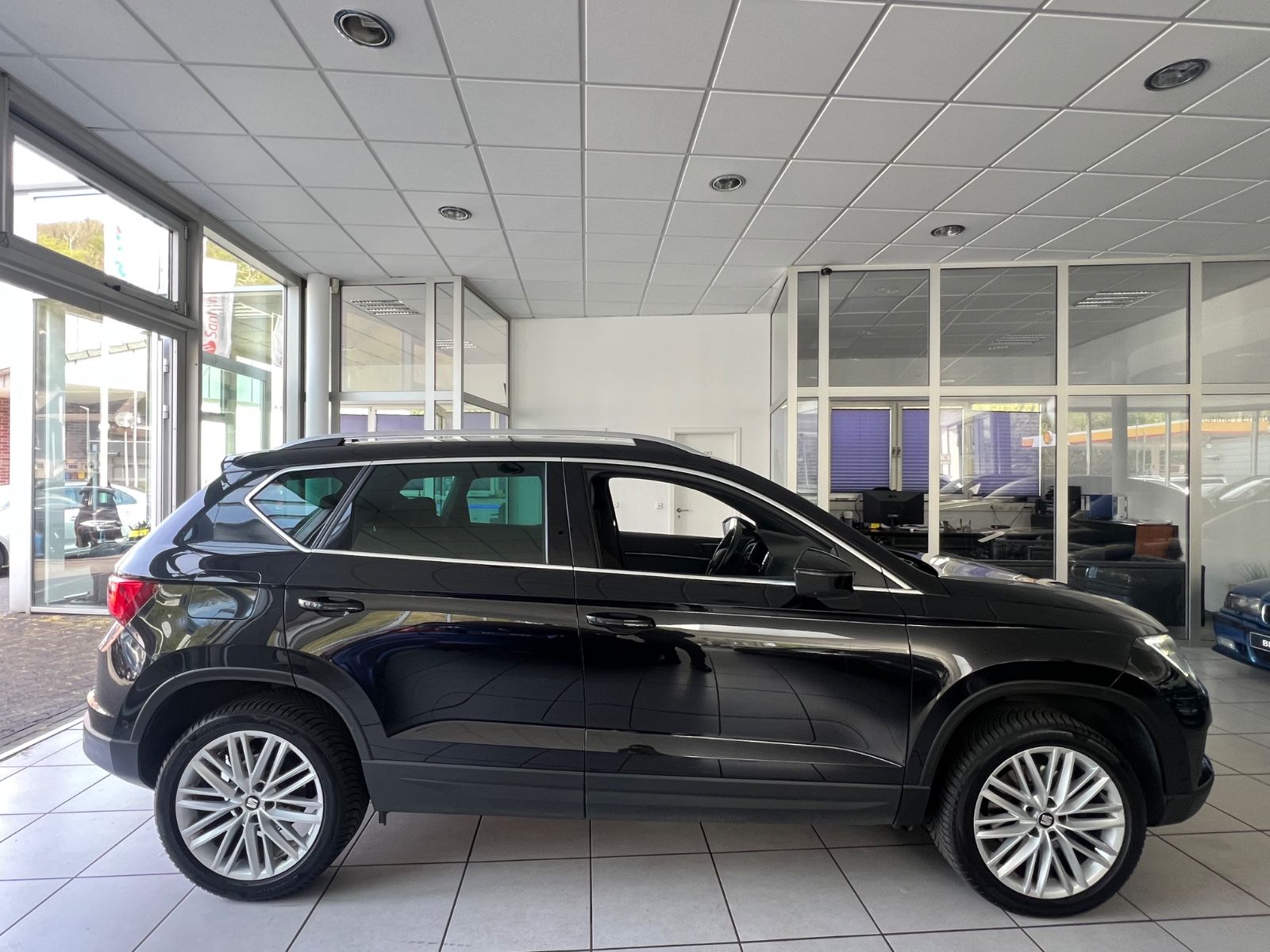 Fahrzeugabbildung SEAT Ateca Xcellence 2.0 TDI *LED*ACC*ALCANTARA*AHK*