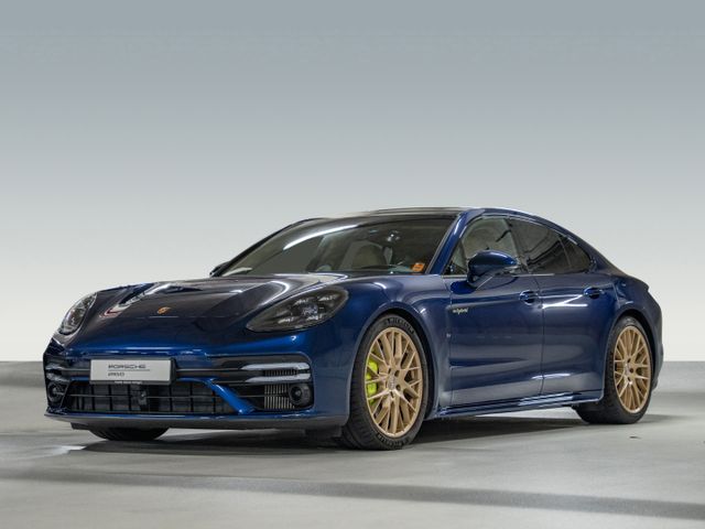 Porsche Panamera Turbo S E-Hybrid Massagesitz Nachtsicht