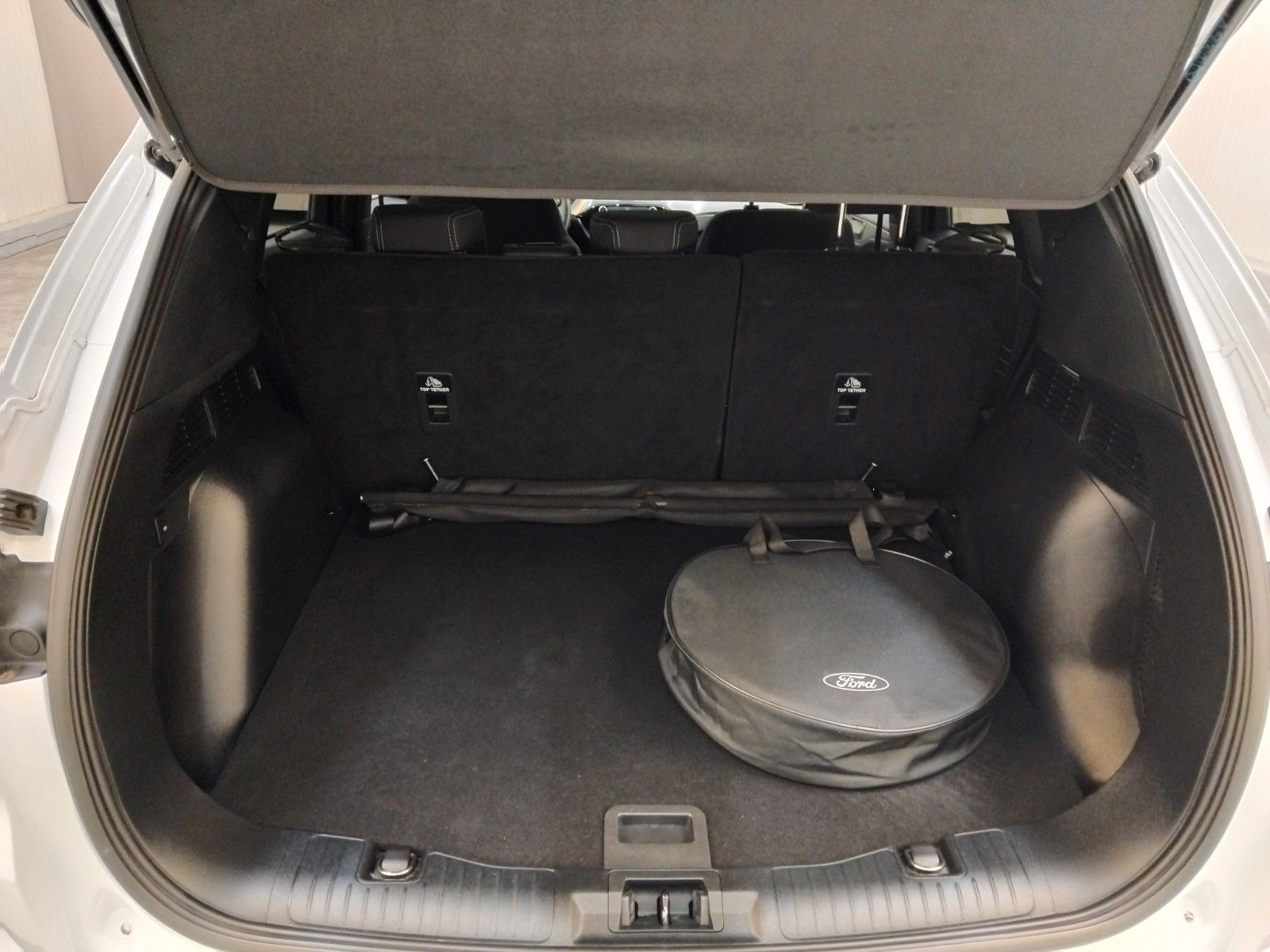 Ford Kuga (06/2026, Hybrid (Benzin/Elektro))