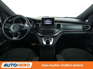 Mercedes V 220 - 12