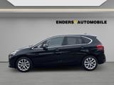 BMW 225 XE Active Tourer Advant. +SHZ+PDC+NAV+ - schwarze BMW 225