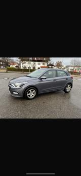 Hyundai i20 1.2 62kW Trend Trend - Hyundai i20 von privat