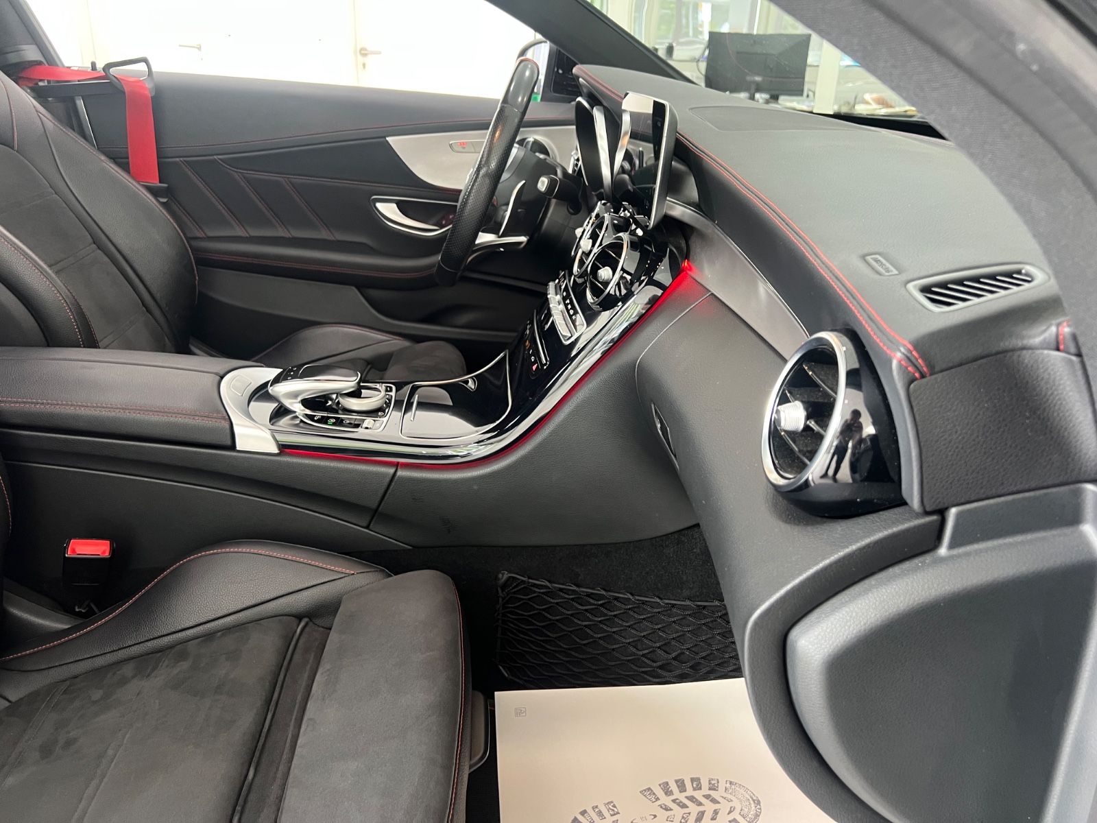 Fahrzeugabbildung Mercedes-Benz C 43 AMG Coupé 4Matic * PANORAMADACH *
