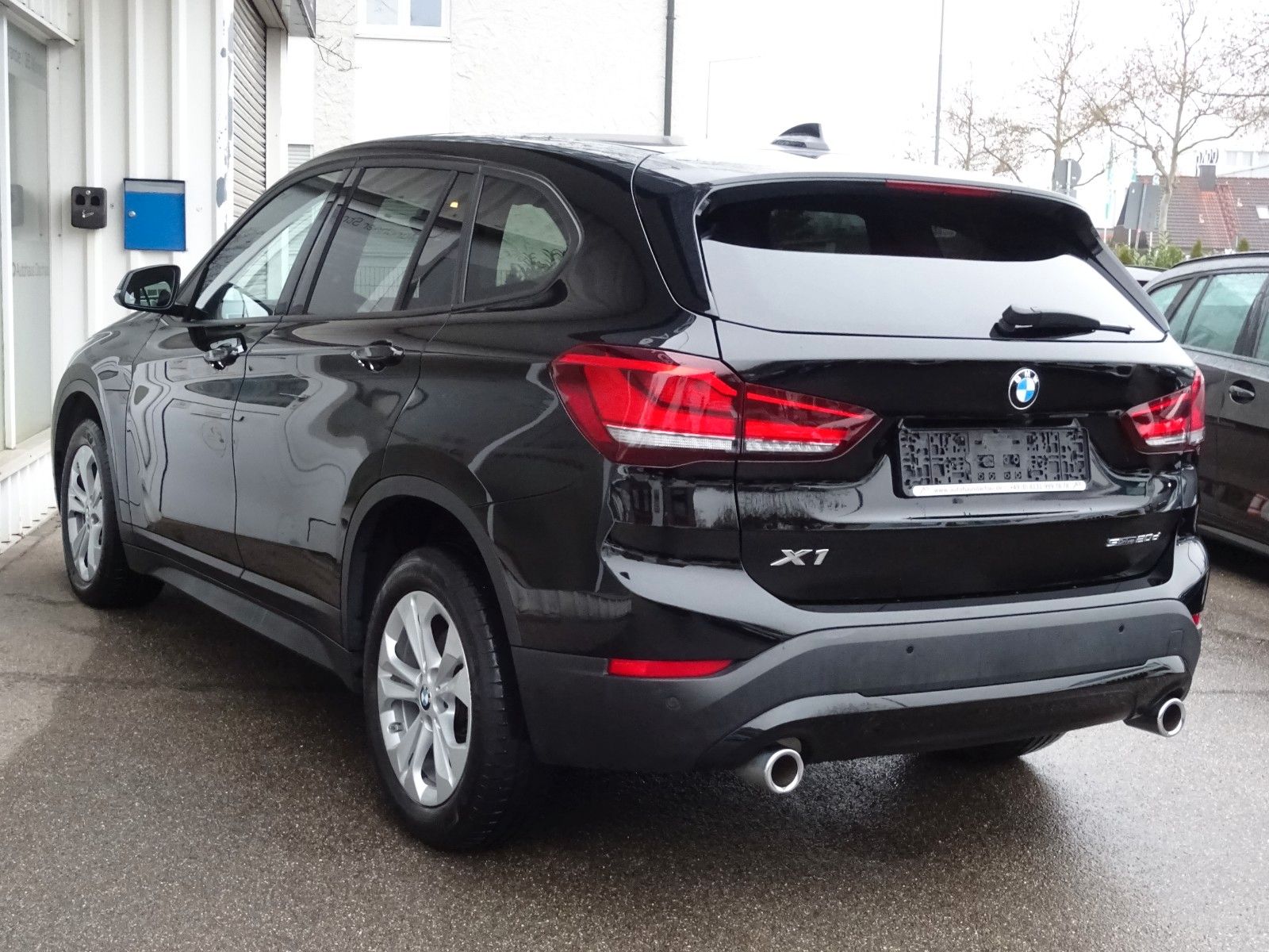 BMW X1 sDrive20d Aut Advantage HUD Navi LED 17" Keyl foto 4