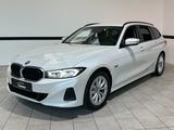 BMW 320e Touring Aut. Navi*LED*HUD*PDC*1.Hand* - BMW 320 mit Hybrid-Antrieb: Kombi