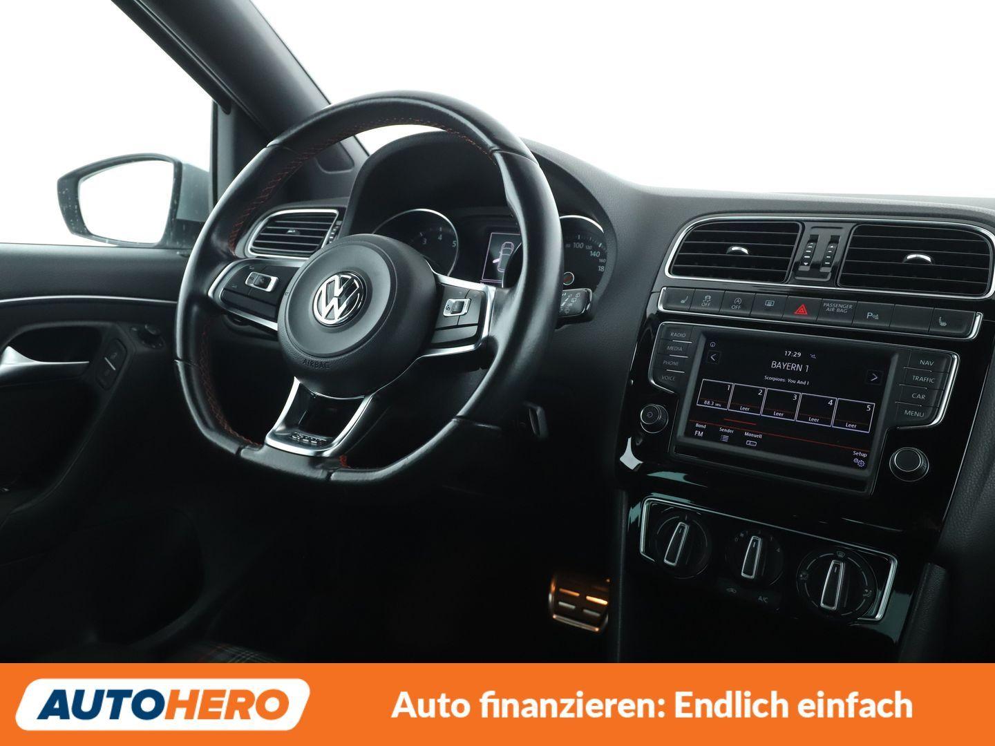 Volkswagen Polo 1.8 TSI GTI BMT Aut.*NAVI*LED*CAM*PDC*SHZ*