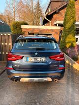 BMW X3 xDrive30e xLine AT xLine - BMW X3 xLine mit Hybrid-Antrieb (Benzin/Elektro)