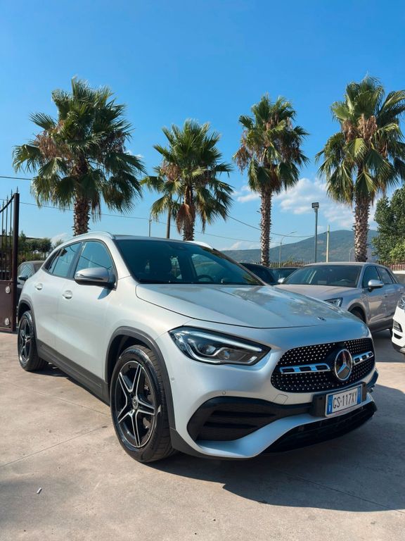 Image of Mercedes-Benz GLA 200