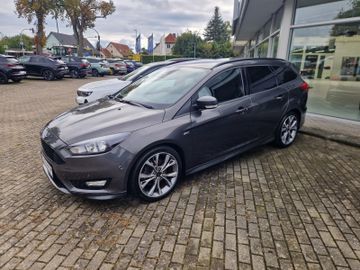 Bild 14 Ford Focus Turnier ST-Line