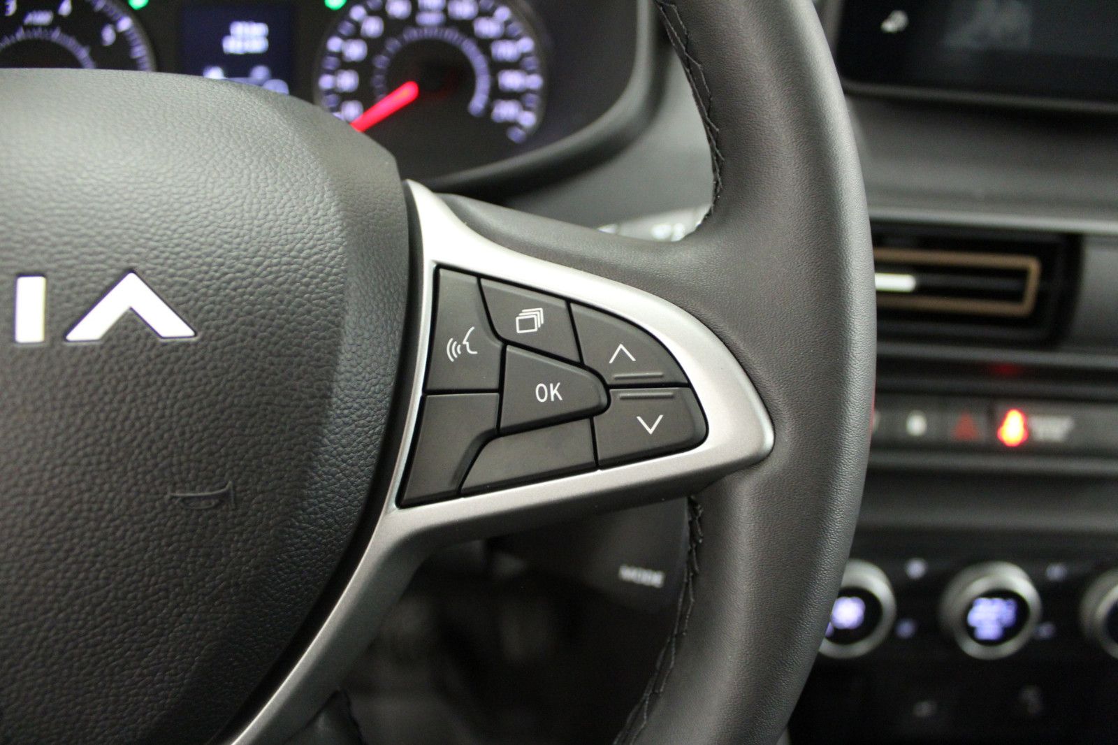 Fahrzeugabbildung Dacia Jogger Eco-G 100 Extreme+ 7-Sitzer *Benzin /LPG