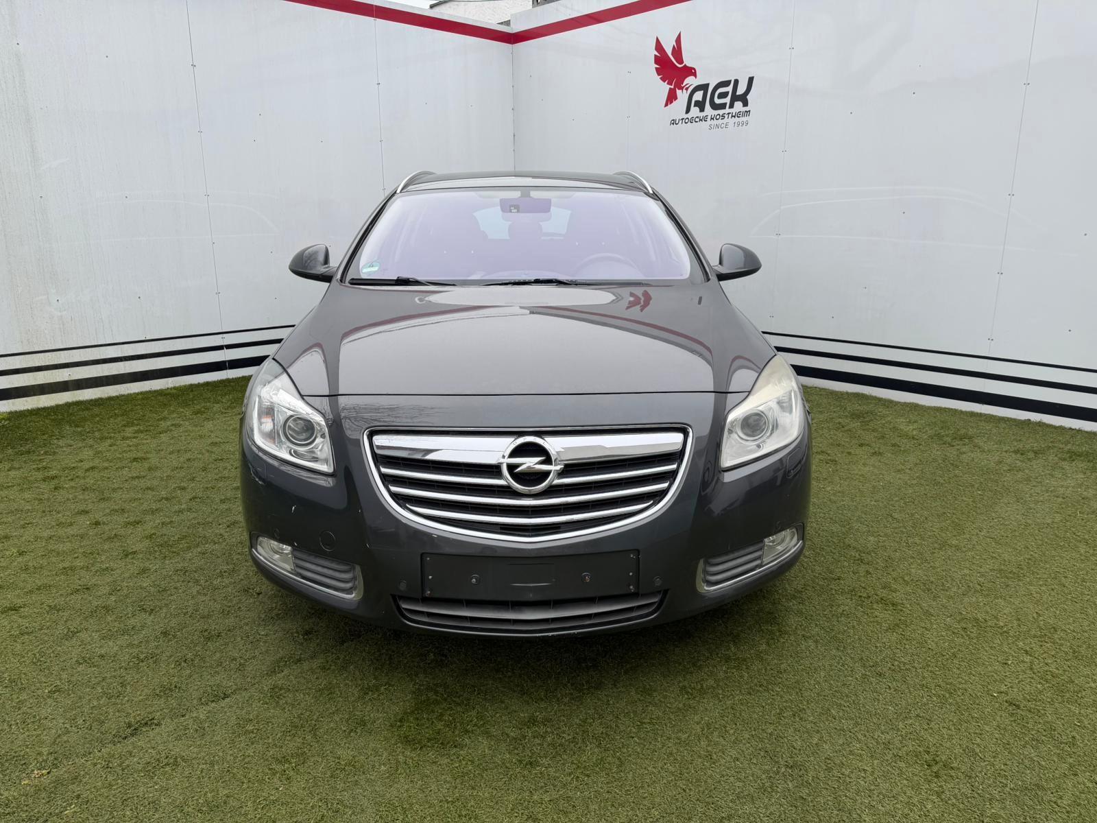 Opel Insignia SportsTourer Innovation S-Heft / 2.HD!