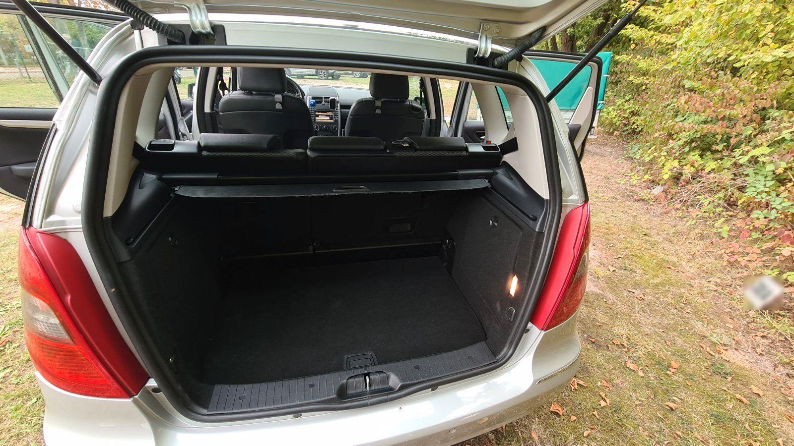 Mercedes-Benz A170 2009 — photo 13