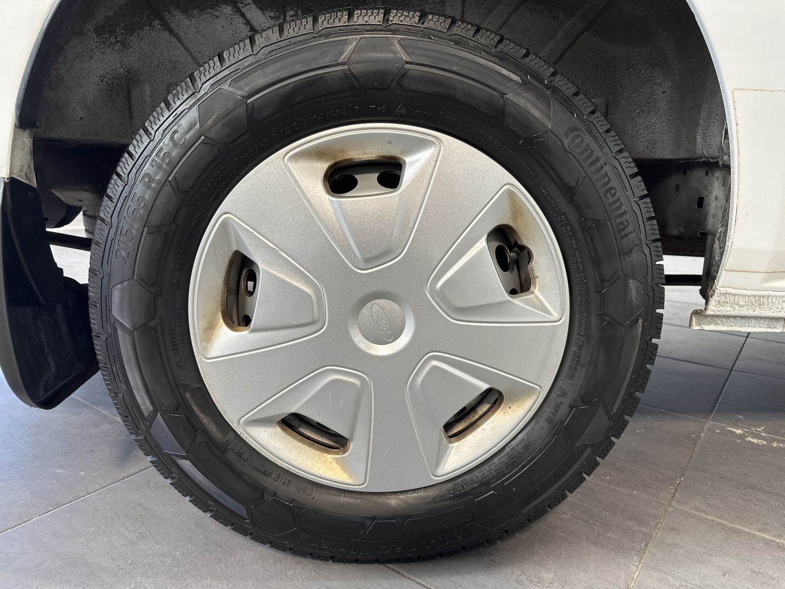 Fahrzeugabbildung Ford Transit Custom 300 L1H1 SHZ+PP+BLUETOOTH+1HD+DAB