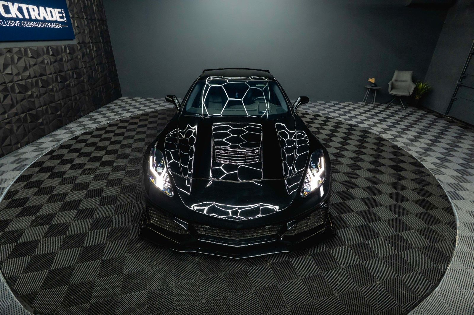 Fahrzeugabbildung Corvette C7 6.2 V8 Stingray 3LT Z06-Design Targa Perform.