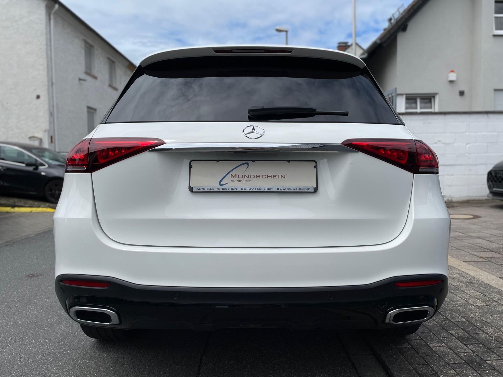 Fahrzeugabbildung Mercedes-Benz GLE 400d 4MATIC |AMG|HUD|Burmester|Pano|360°|AHK