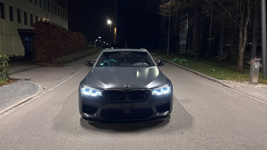 Image of BMW M5