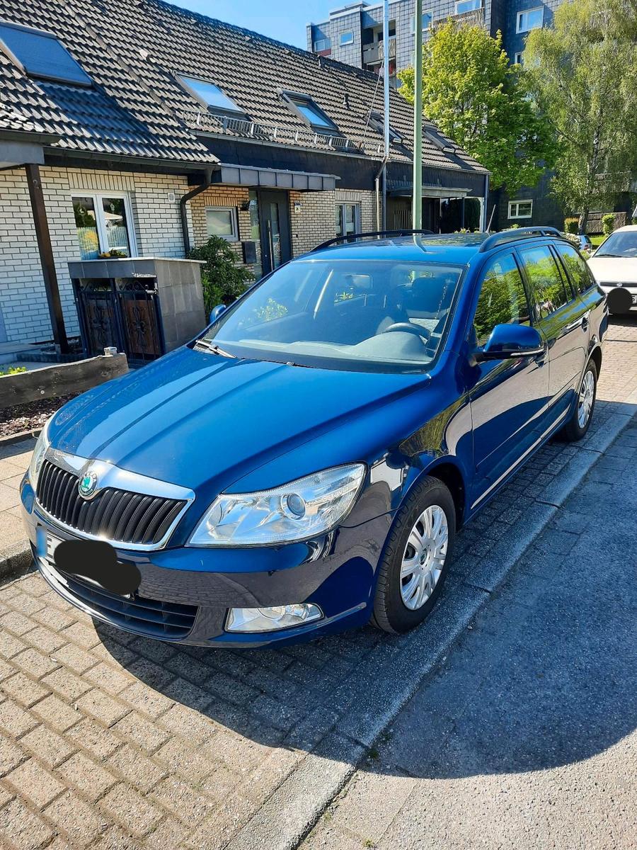 Skoda Octavia 2012 — engine 122 HP (90kW)