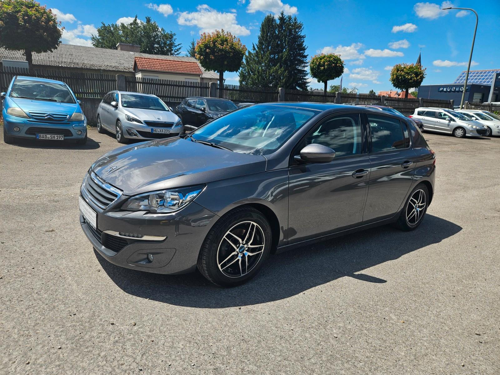 Peugeot 308 Active, 8-fach bereift,SHZ,Navi