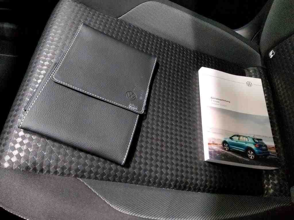 Fahrzeugabbildung Volkswagen T-Cross TSI LIFE ACC NAVI KAMERA GJ SITZH 1.H