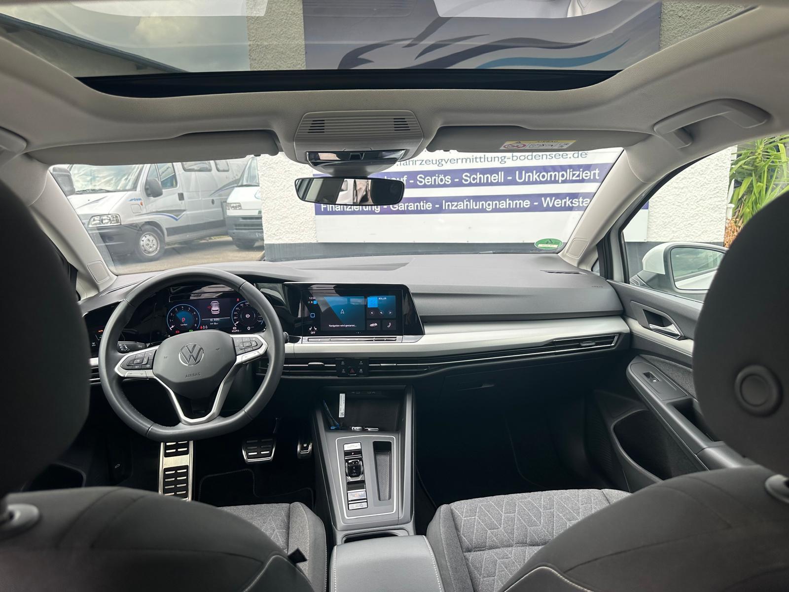 Volkswagen Golf VIII Lim. MOVE 1.5 eTSI 96kW 7-Gang DSG — 25