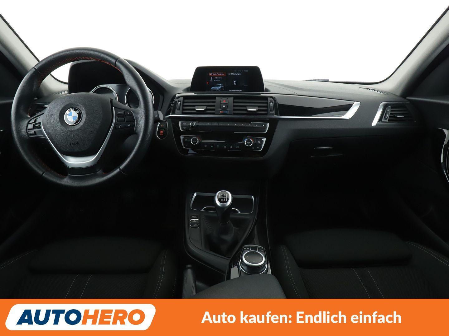 BMW 1er 116d Sport Line *NAVI*LED*TEMP*PDC*SHZ*