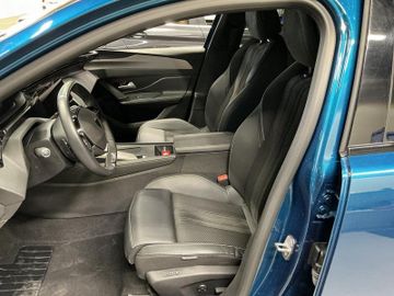 Peugeot 408 - 6