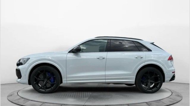 Fahrzeugabbildung Audi RS Q8 performance 4.0 TFSI quattro Carbon