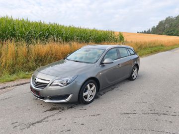 Opel Insignia - 1