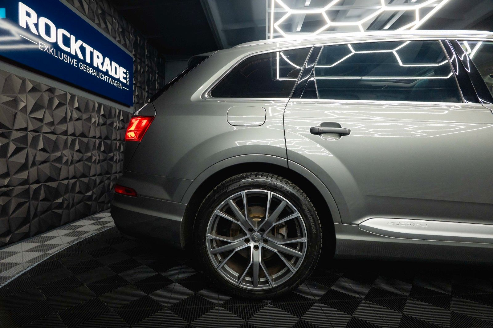 Fahrzeugabbildung Audi Q7 3.0 TDI quattro S-Line Plus *Pano*ACC*LED*