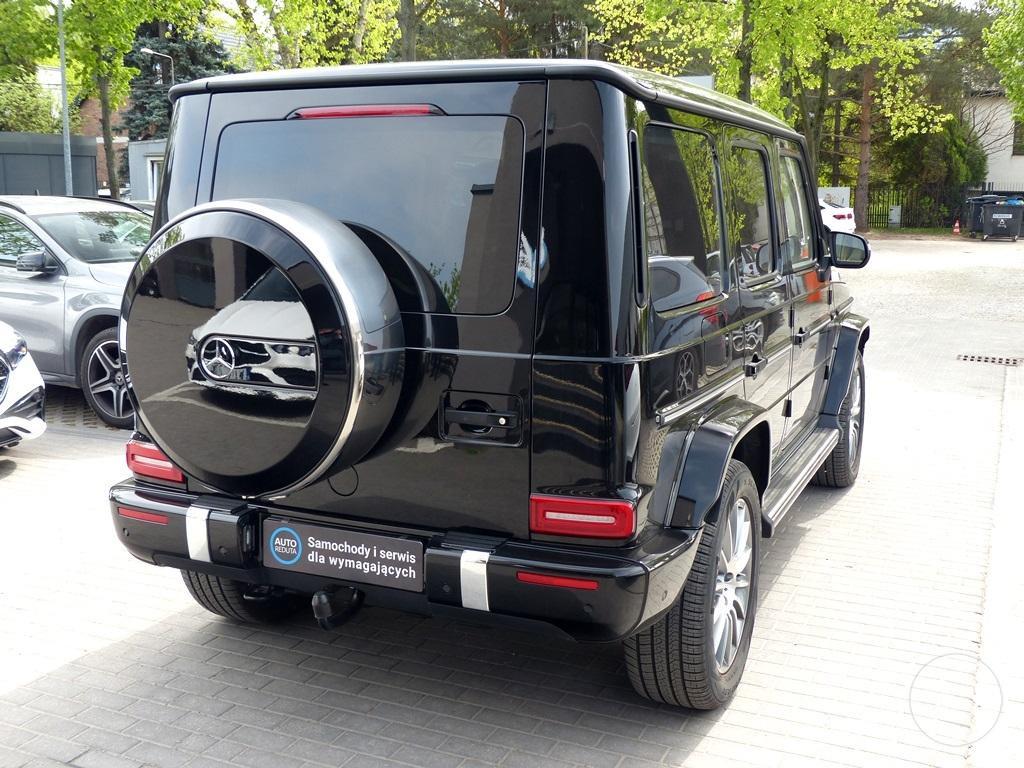 Mercedes-Benz G 400