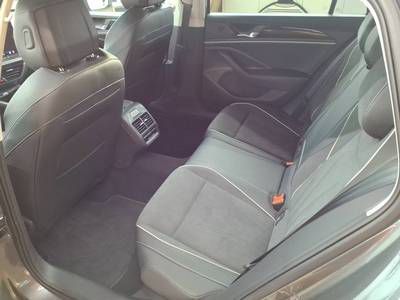 Volkswagen Passat - Bild 4