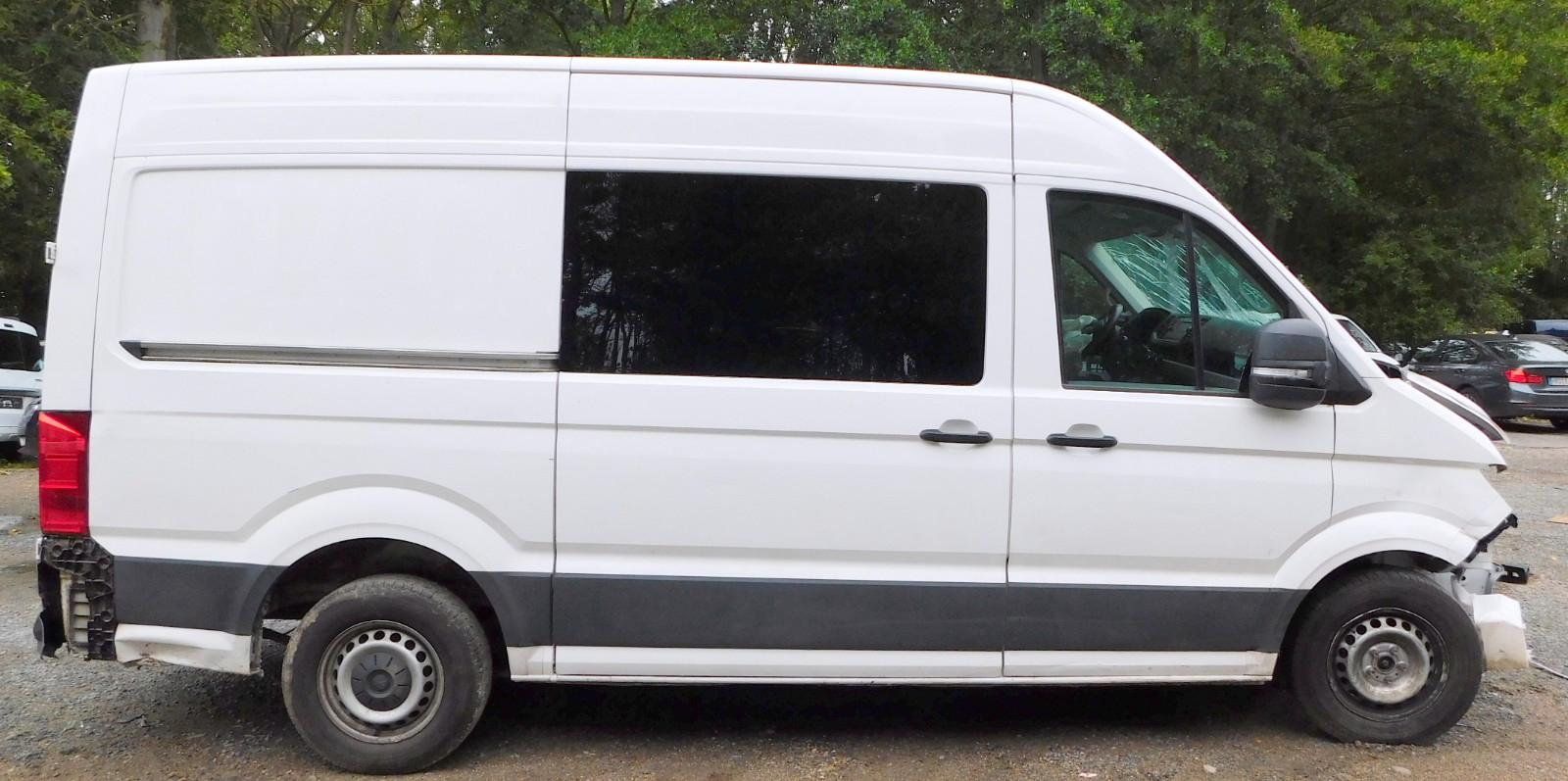 Volkswagen Crafter Kasten Kasten 35 mittellang Hochdach FWD