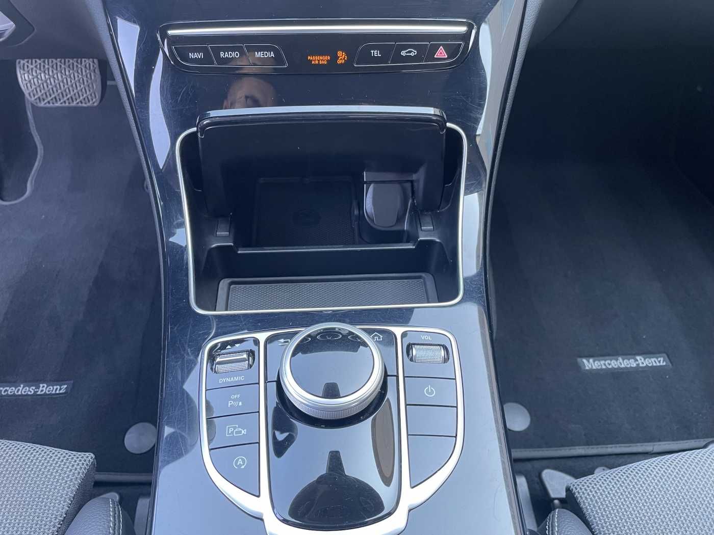 Fahrzeugabbildung Mercedes-Benz C 220 d T 9G Avantgarde R-Kamera+AHK +Burmester+