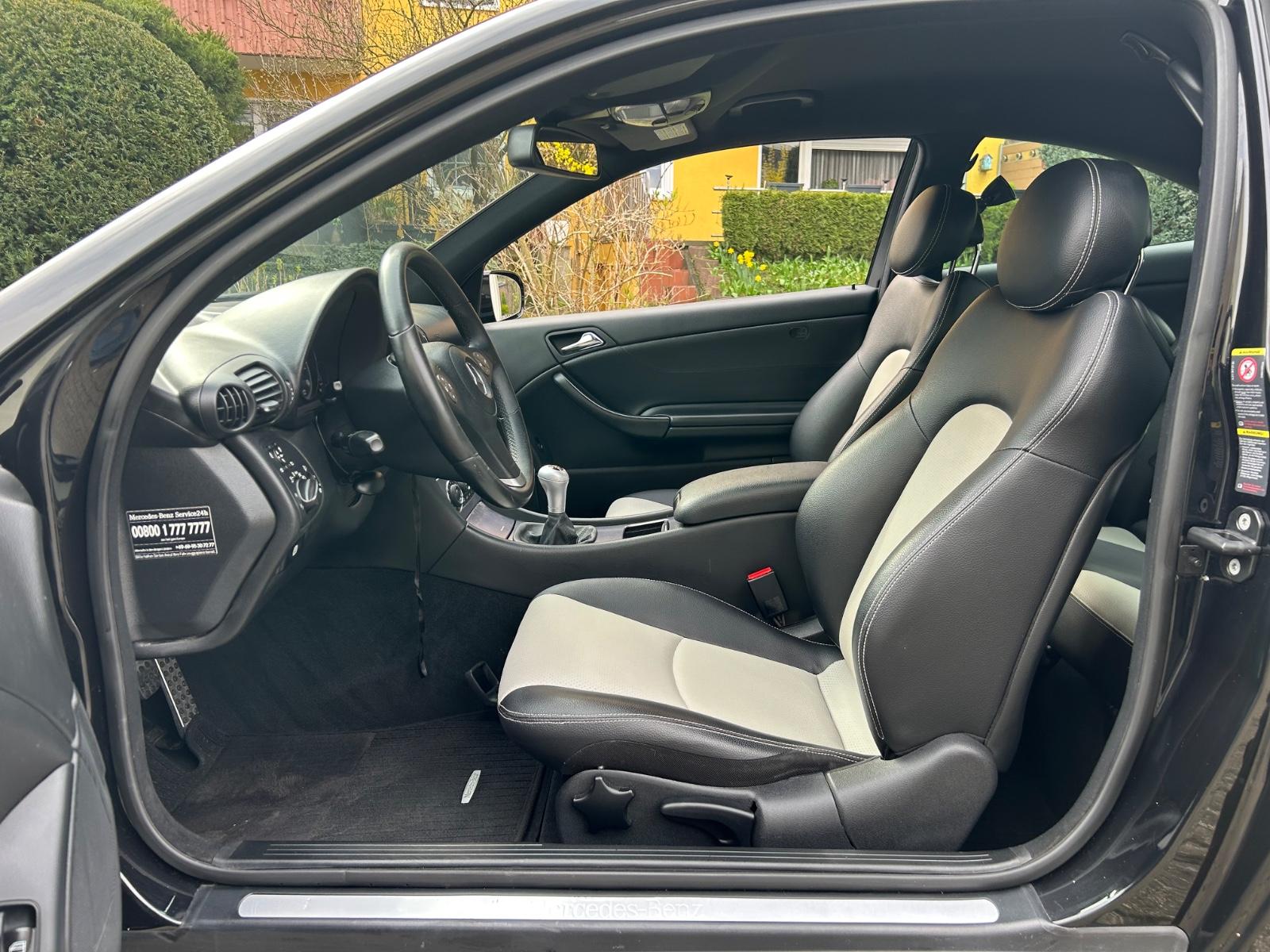 Mercedes-Benz CLC 200 CDI *LEDER* TÜV NEU