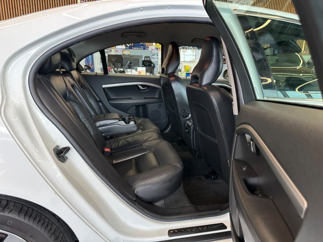 Volvo S80 Lim. D3 Summum *BiXenon*Standh*1.Hand*
