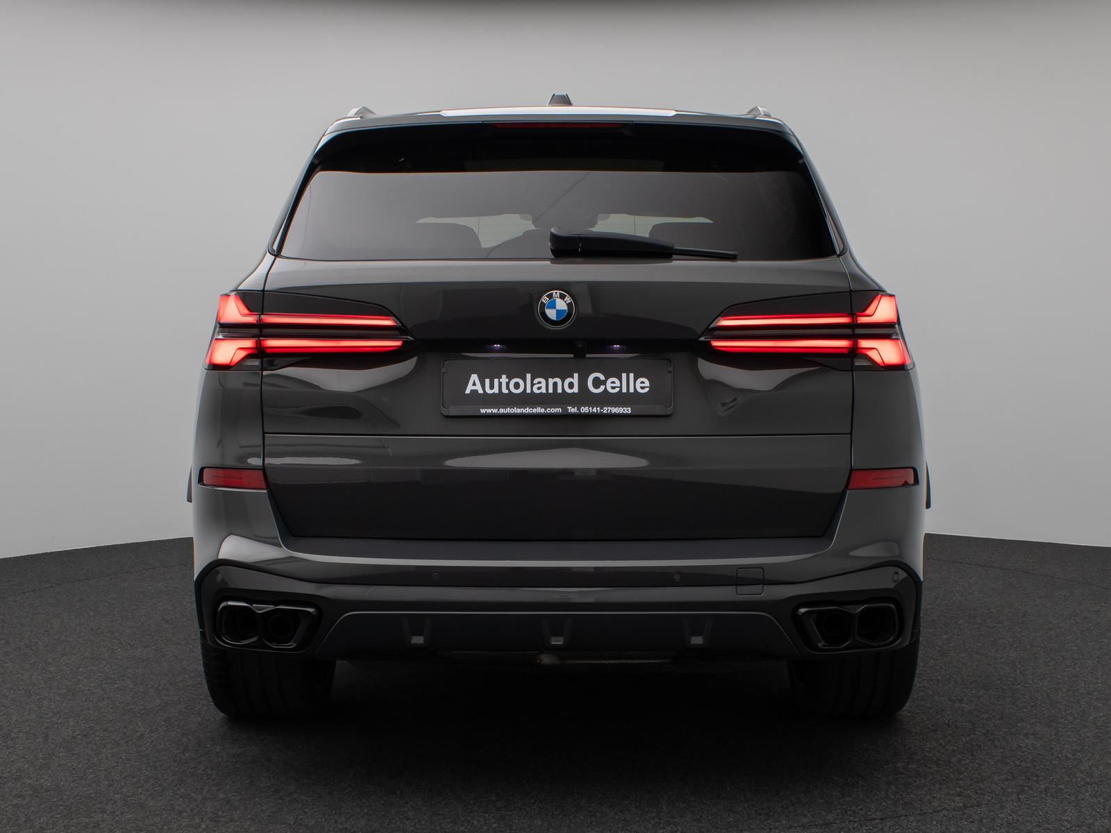 BMW X5 M60i 360° HUD H/K SoftCl Panorama Sky Lounge 