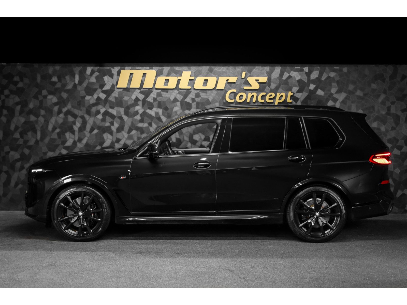 BMW X7 40 D X-DRIVE imagem 2