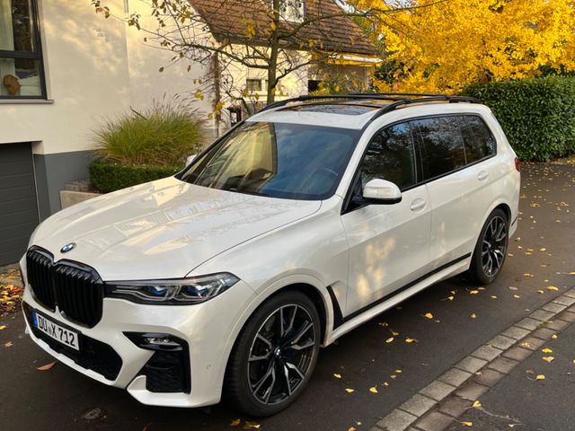 BMW X7 xDrive40i -