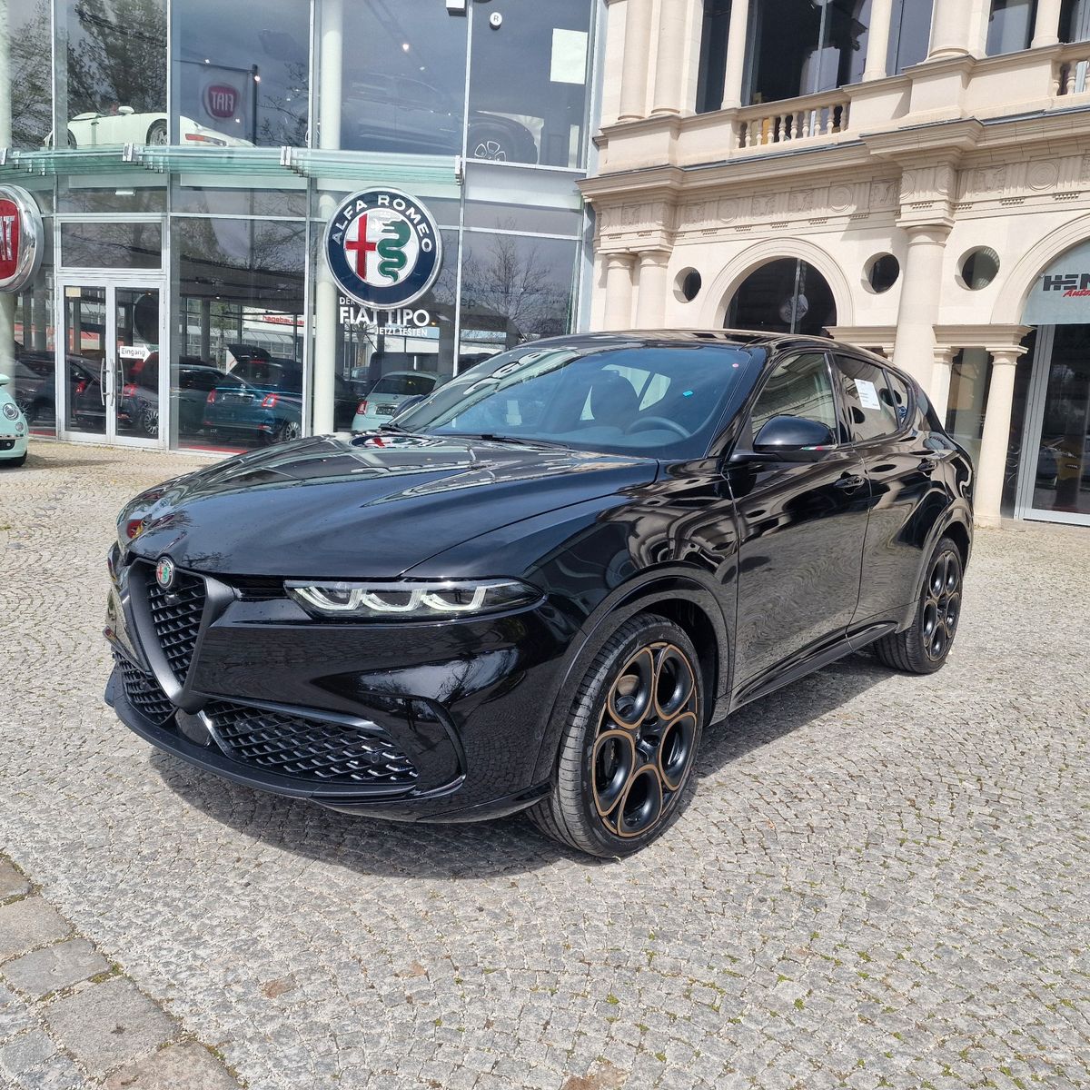 Alfa Romeo Tonale Intensa 1.5 VGT 160ps 48V- TOP Ausstattun