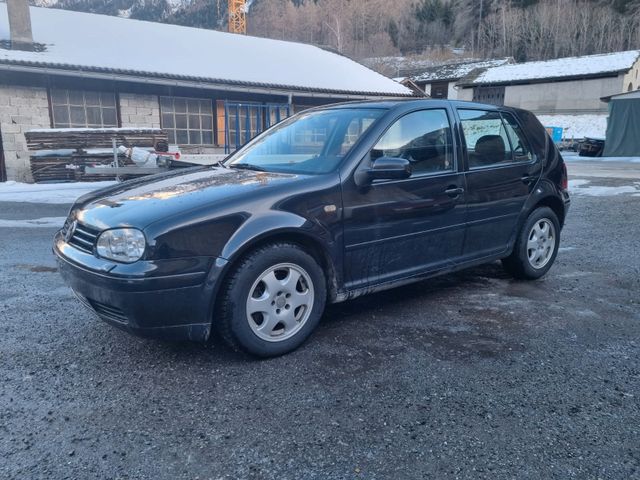 Volkswagen Golf 2.3 4motion