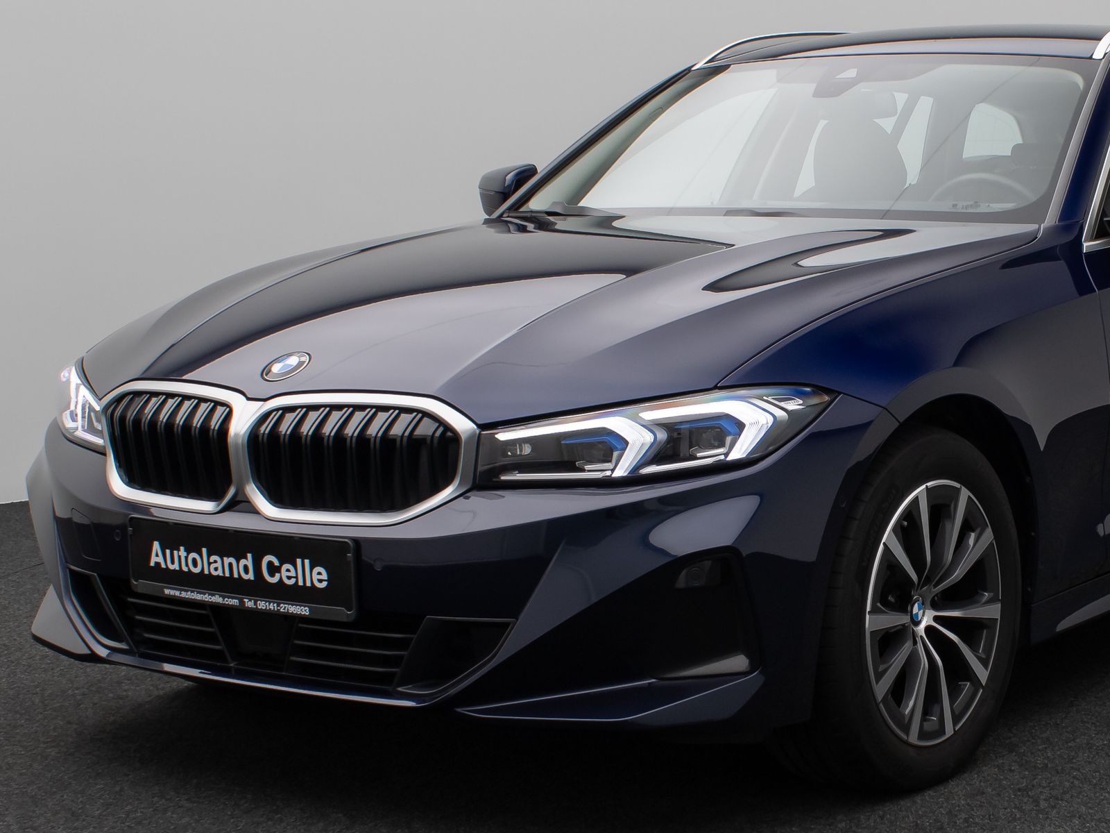 Fahrzeugabbildung BMW 320d xD Kamera HUD DAB Komfort Sport Individual