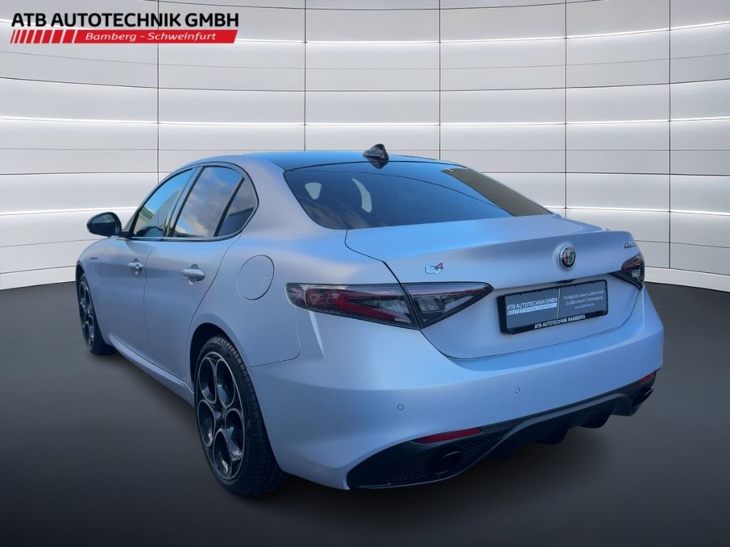 Fahrzeugabbildung Alfa Romeo Giulia Competizi.Matt Silber (ab Werk) Limitiert