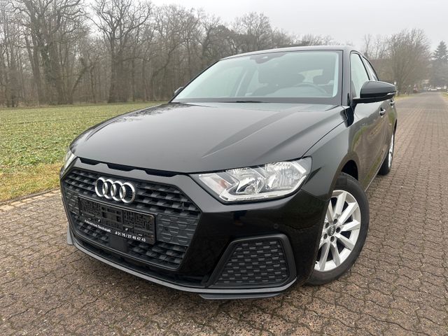 Audi A1 Sportback 30 TFSI Automatik Navi 5-Türig