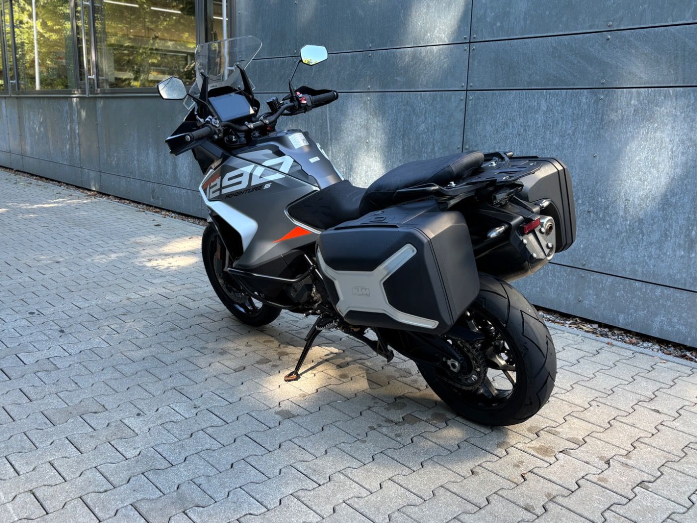 Fahrzeugabbildung KTM 1290 Super Adventure S Techpack Koffer Sturzbüge