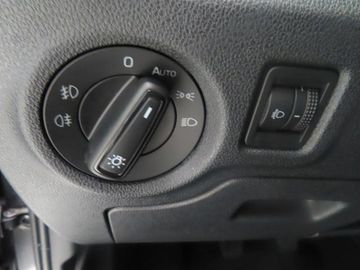 Fotografie 15 des Skoda FABIA 130 Jahre 1.0 TSi 70kw 5J.Garantie,Klima
