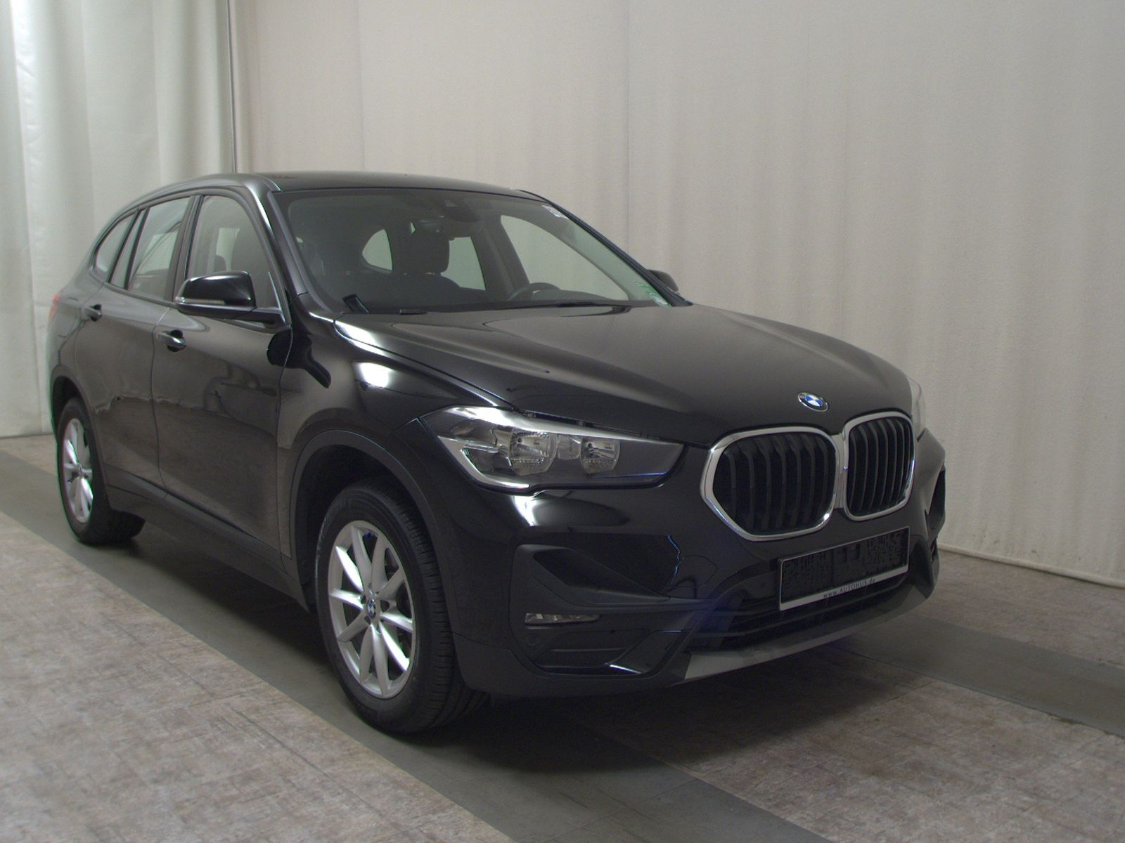 BMW X1 sDrive20d Advantage Navi ACC AHK RfK Shz PDC foto 3