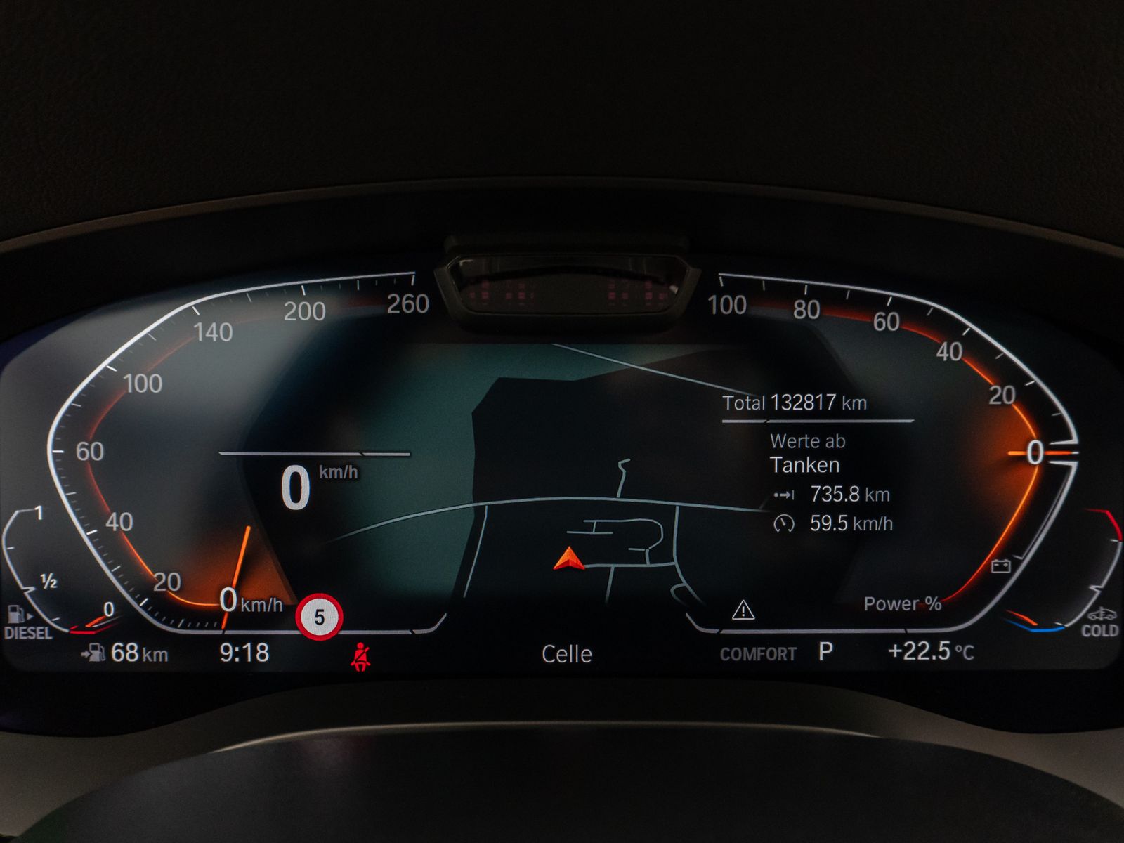 Fahrzeugabbildung BMW 530d Luxury Line Panorama Kamera HUD DAB Sport