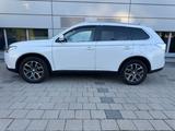 Mitsubishi Outlander Plus 4WD*AT*Navi*7Sitzer* - gebrauchte Mitsubishi Outlander aus dem Jahr 2014