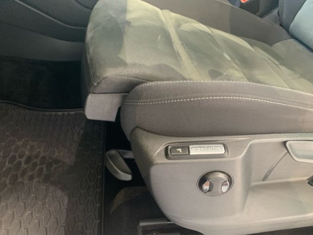 Fahrzeugabbildung Volkswagen Tiguan 1.5 TSI DSG Comfortline AHK NAVI LED PDC